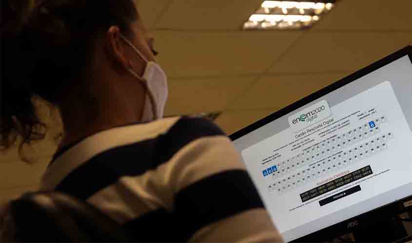 Gabaritos do Enem digital serão divulgados na tarde desta quinta-feira