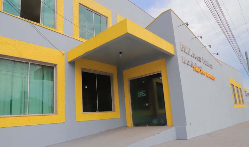 Laboratório de informática e novo sistema de refrigeração serão novidades na reabertura da Biblioteca Francisco Meirelles