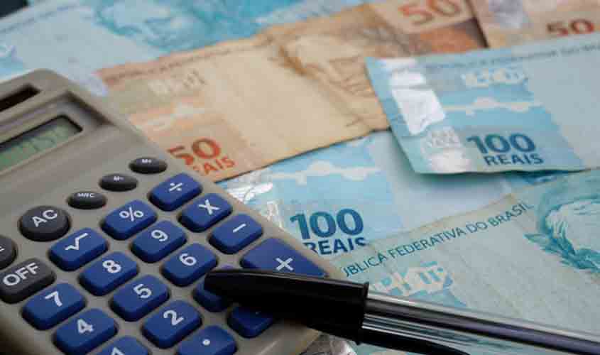 Banco não pode compensar horas extras reconhecidas na Justiça com gratificação de função