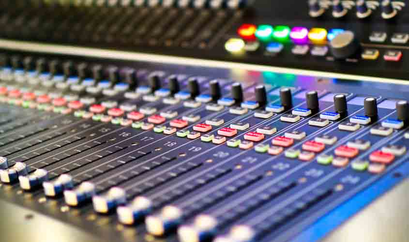 Gravadora não terá de indenizar ex-presidente por reversão de justa causa