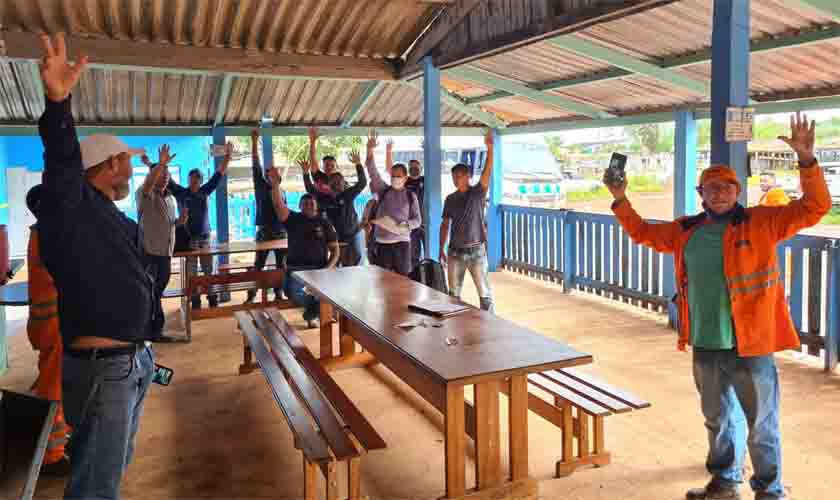 Depois de não avançar  negociações com o governo, servidores do DER decidem greve geral