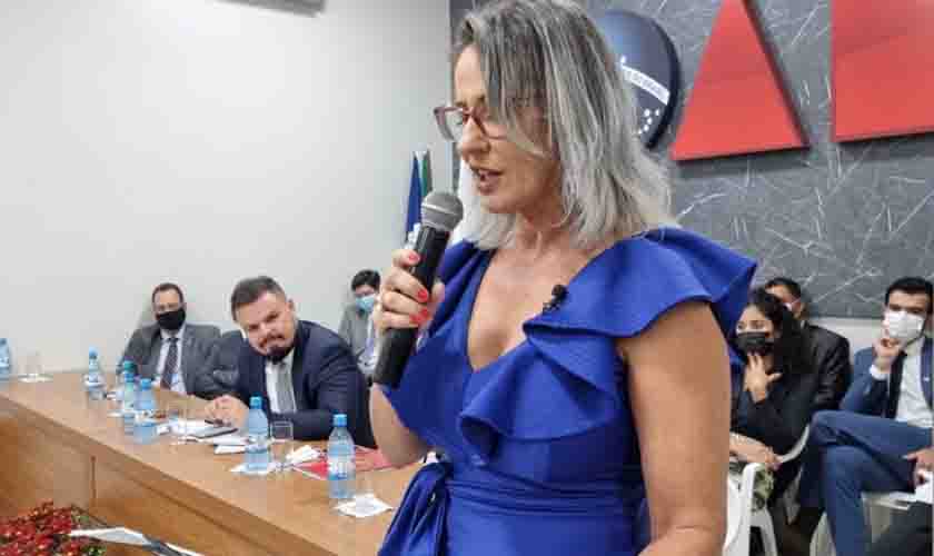 Celebração da Semana da Mulher, posse da Diretoria para o triênio 2022-2024 e entrega credenciais a jovens advogados evidencia união da advocacia em Espigão do Oeste