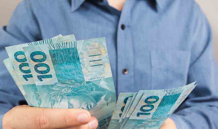 Aposentado consegue reverter penhora de proventos após diagnóstico de câncer