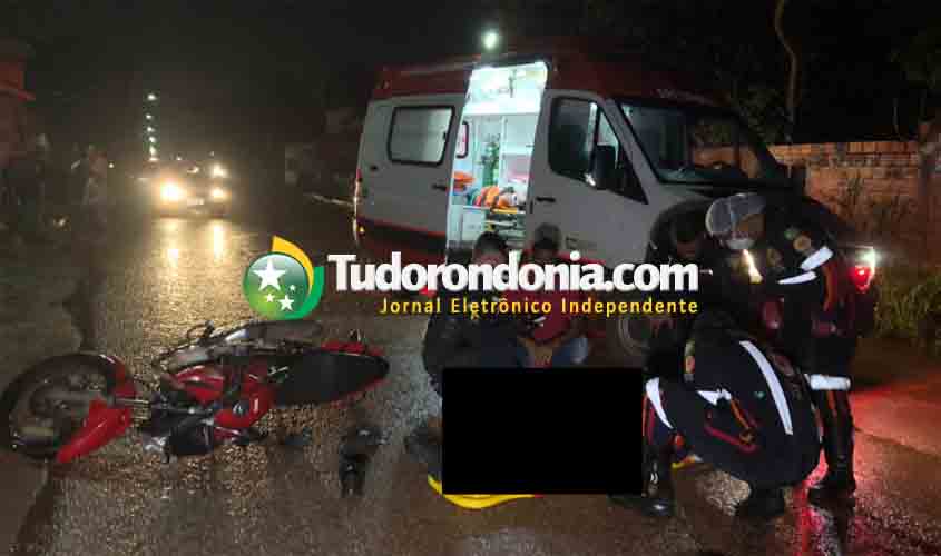 Motorista de carro foge após atingir motociclista e pedestre na zona leste