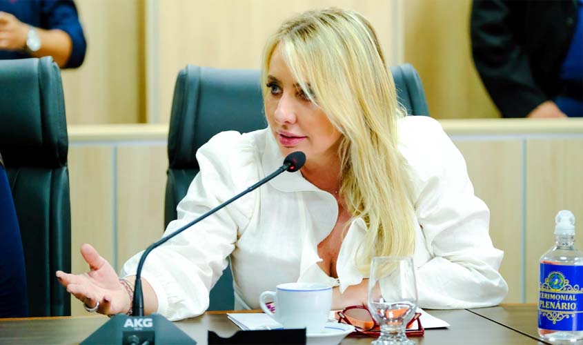 Ieda Chaves destina R$ 50 mil para investir em equipamentos aos agentes de trânsito