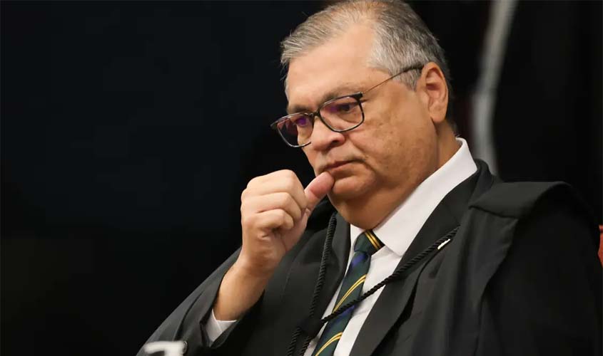 Dino vota contra lei de SC que proibiu cotas raciais