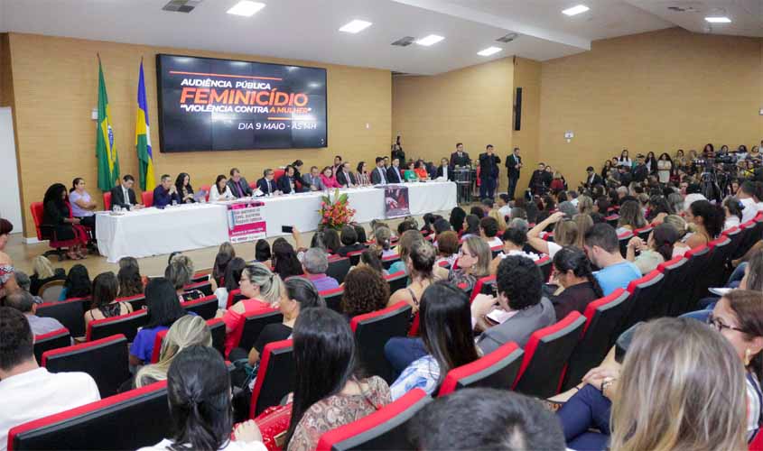 Audiência pública proposta pelo deputado Alex silva, debateu o feminicídio e violência contra a mulher no estado de Rondônia 