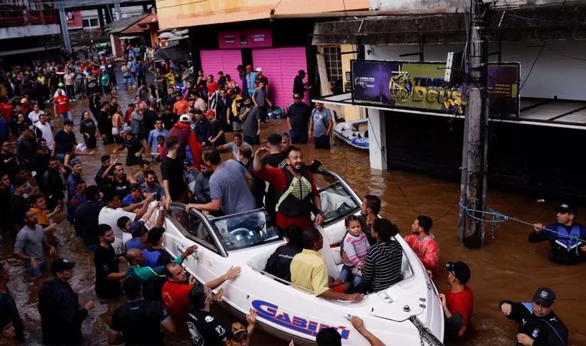 Na calamidade, dois sinais da virtude e três da canalhice do ser humano