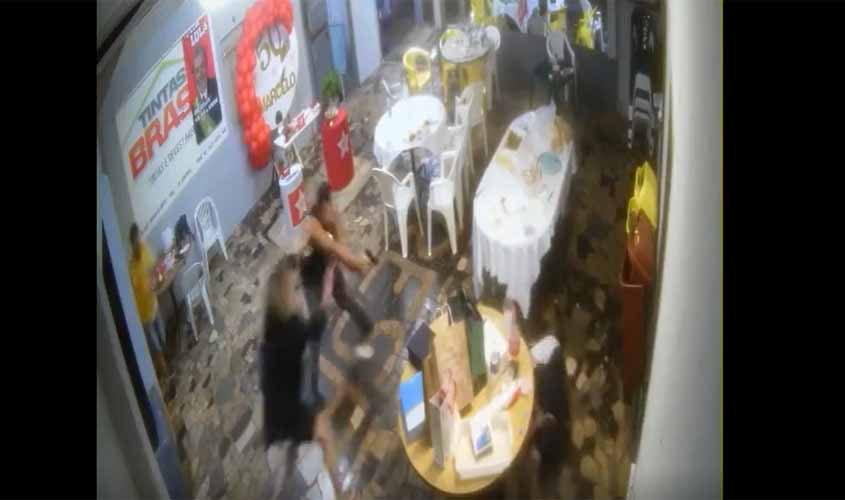 Vídeo mostra o momento em que bolsonarista assassina Marcelo Arruda (CENAS FORTES)