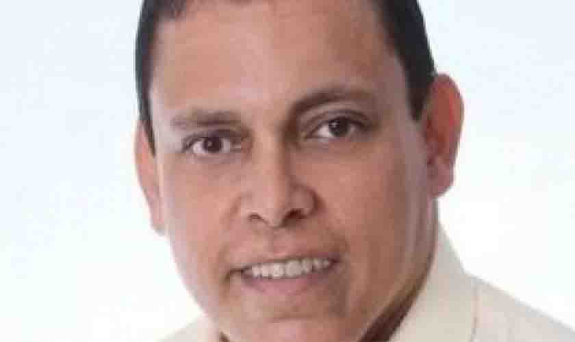 Do mito da caverna ao mito da edícula, para onde caminha a humana idade?