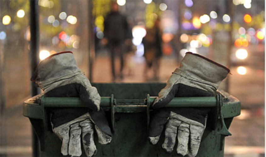 Empresa é condenada por não fornecer banheiros químicos móveis a garis