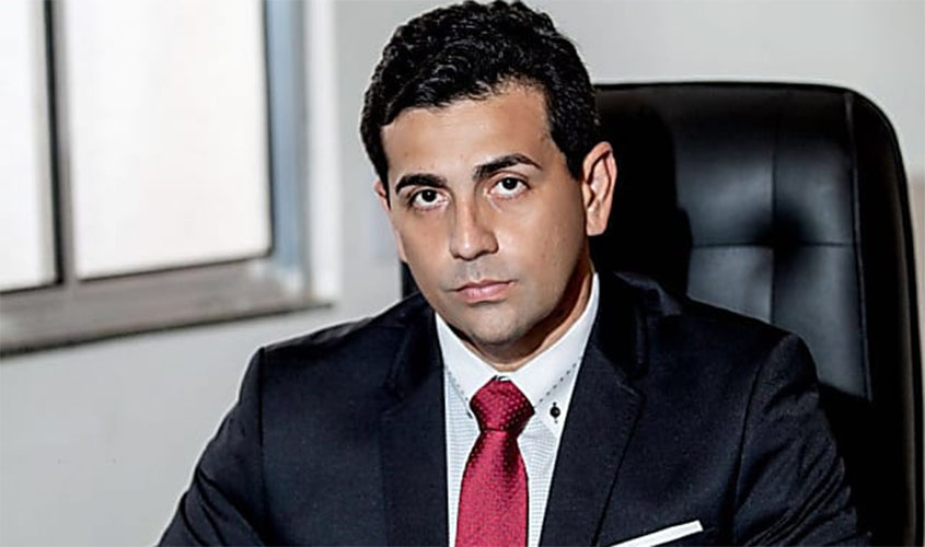 Avante lança Breno e espera pelo vice do Patriotas