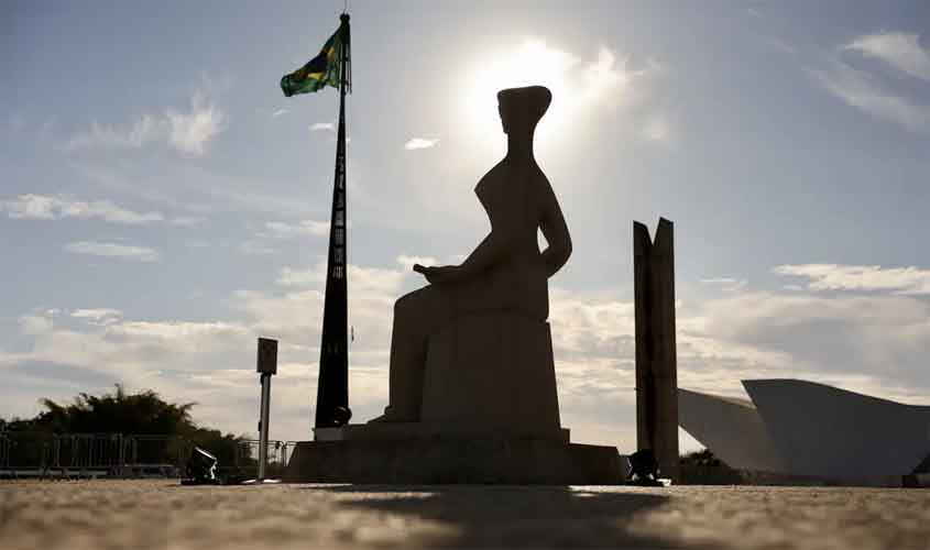 Ao vivo: acompanhe 2° dia de votação do julgamento de Bolsonaro no STF