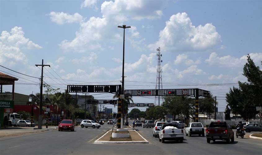 Deu origem a mais oito municípios em Rondônia, comemora 42 anos