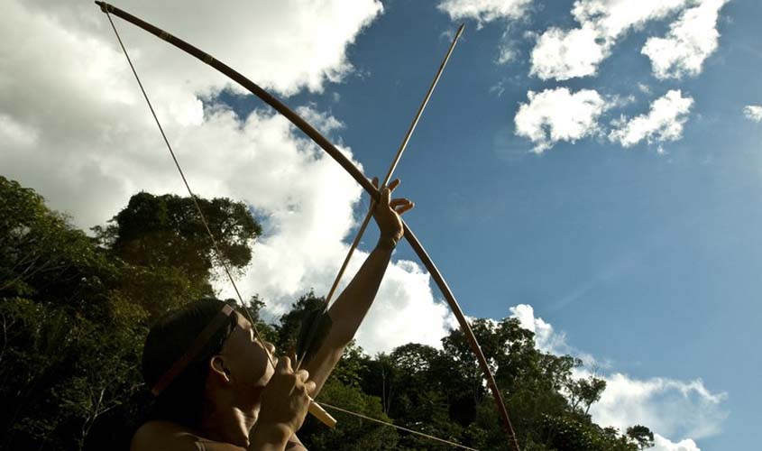 O arco e flecha na cultura das populações indígenas