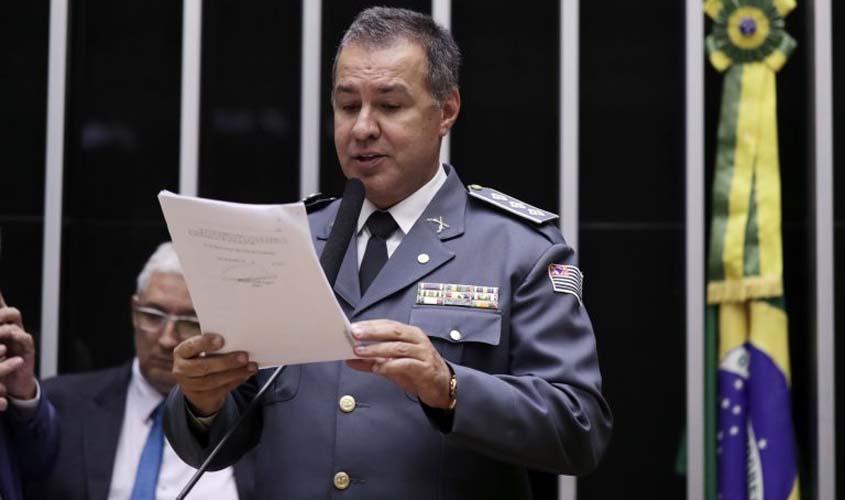 Projeto altera regras do sistema de pensão para PMs e bombeiros