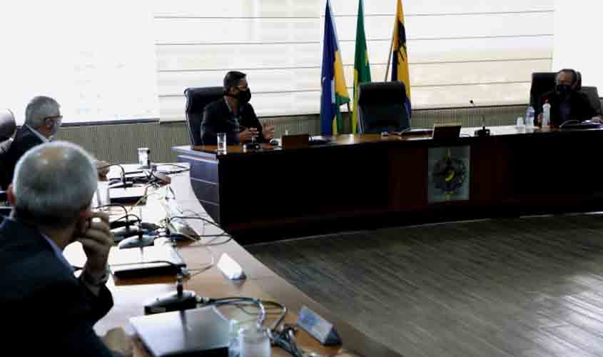 TJRO recebe representantes de oficiais de Justiça