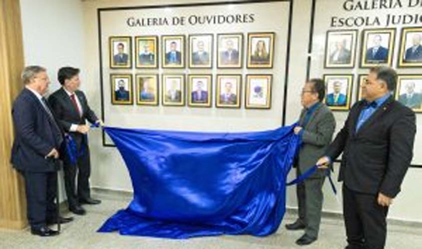 Advogados que ocuparam cargo de jurista no TRE-RO são homenageados e passam a integrar a Galeria de Ouvidores do tribunal