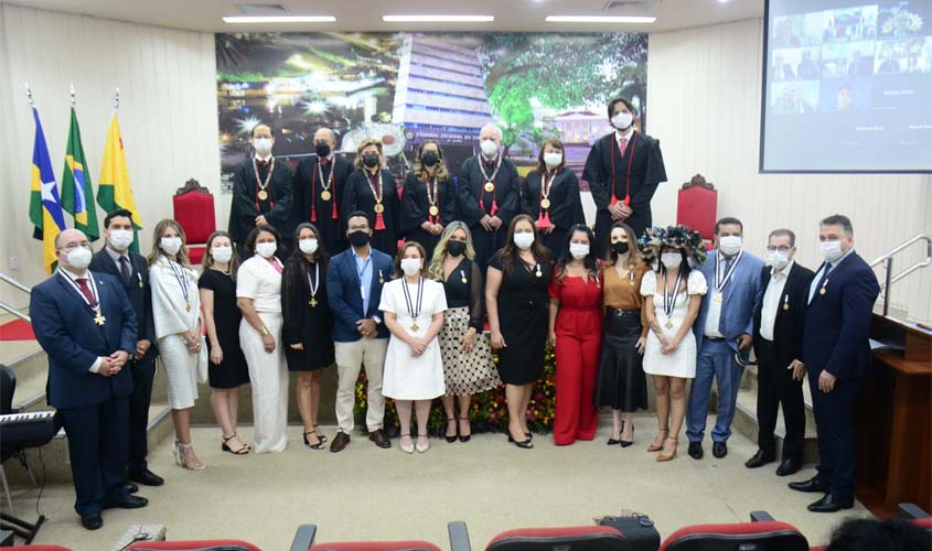 TRT-14 condecora homenageados com a Ordem do Mérito Judiciário Trabalhista e a Medalha do Mérito Funcional 2022