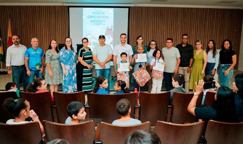 MPRO premia vencedores de concurso de redação