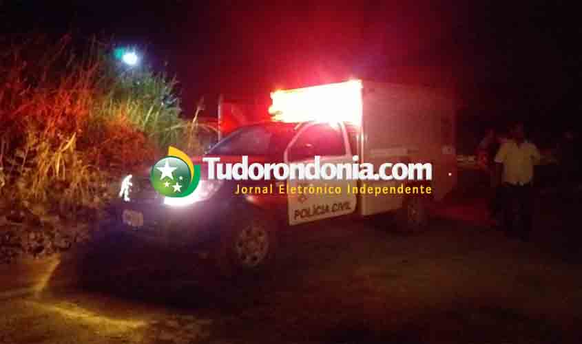 Jovem é encontrado morto embaixo de tronco na BR-319