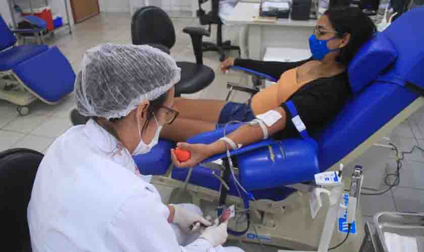 Com estoque em baixa, importância da doação de sangue é reforçada pela Fhemeron