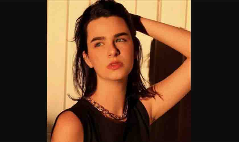 Modelo Valentina Boscardin, de apenas 18 anos, morre de covid-19