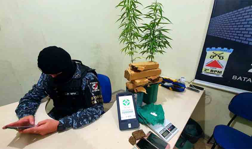 PM prende irmãos que estavam comercializando drogas e apreende cerca de 3,5 KG de Maconha