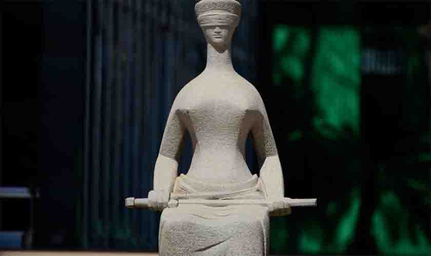 Supremo começa a julgar limites de propagandas eleitorais em jornais