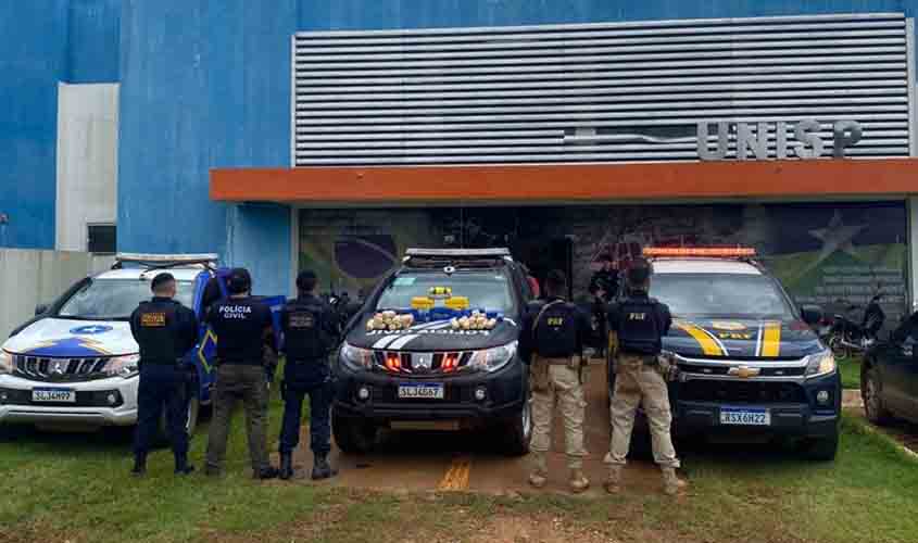 PRF prende motorista transportando cocaína