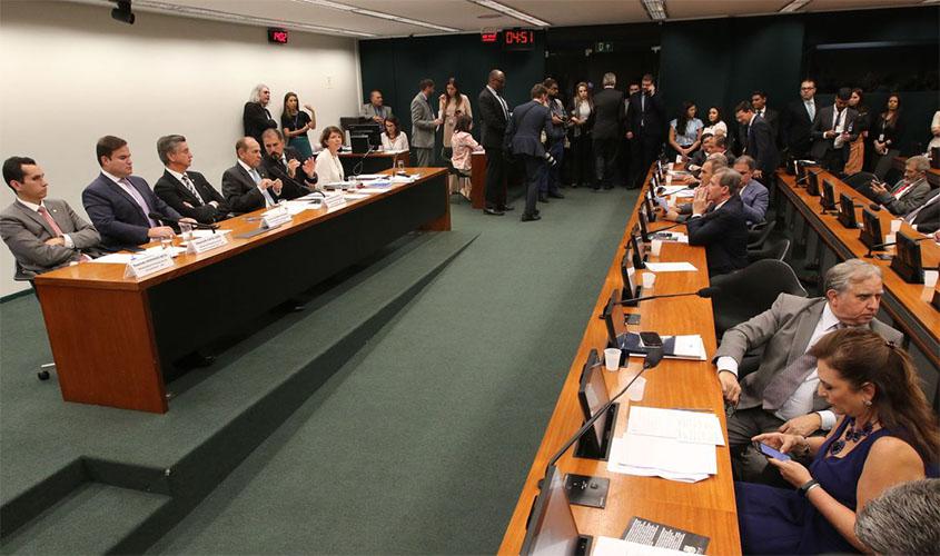 Comissão de Orçamento retoma discussões sobre Orçamento Impositivo