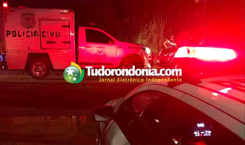 Três são executados com tiros na cabeça e suspeitos são presos com armas em distrito da capital