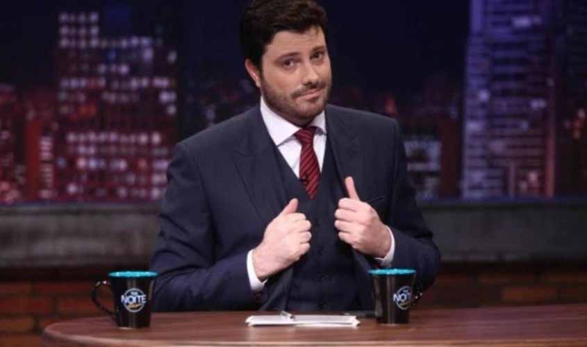 Justiça condena Danilo Gentili por injúria contra deputada federal