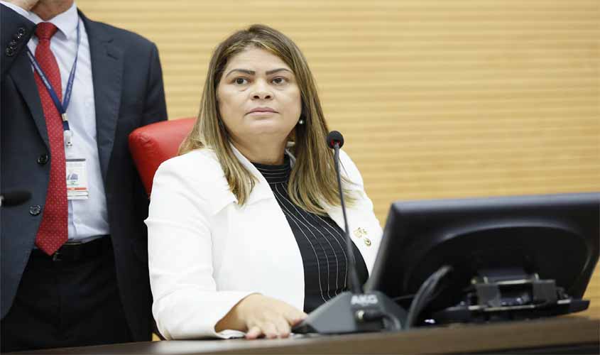 Cássia Muleta indica necessidade de médico legista para Jaru e região