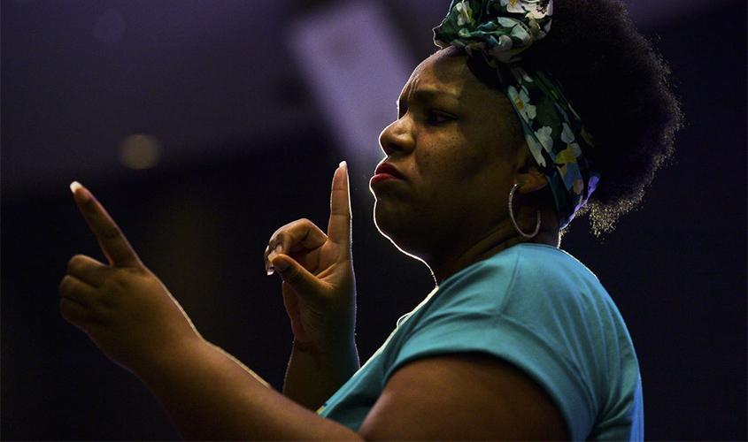 Programa tem conteúdo em libras com informações sobre o coronavírus