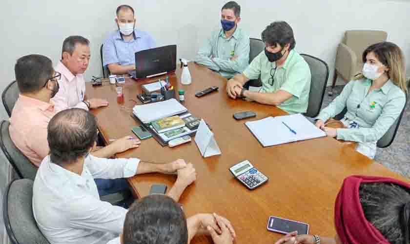 PCCS: Prefeitura marca reunião para definir alterações solicitadas por servidores, sindicato e vereadores