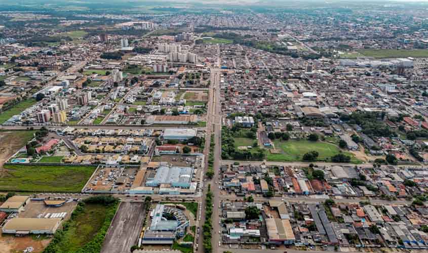 Prefeitura de Porto Velho entrega 1.004 títulos definitivos de propriedades urbanas neste sábado (12)