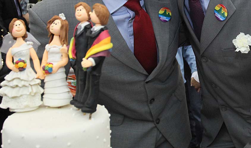 Em três anos, cartórios registraram 19,5 mil casamentos homoafetivos