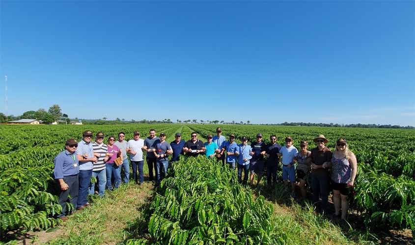 Representantes da indústria de café e exportadores fazem a rota da qualidade dos Robustas