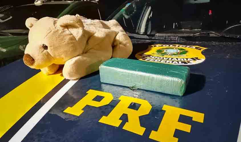 Em Guajará-Mirim/RO, PRF apreende urso de pelúcia recheado de cocaína