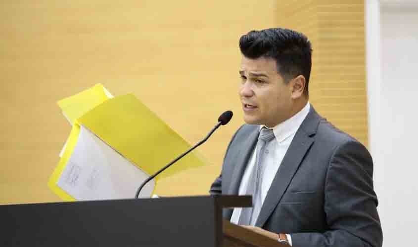 Deputado Marcelo Cruz comemora criação do Programa Prato Fácil por R$ 2 em Porto Velho