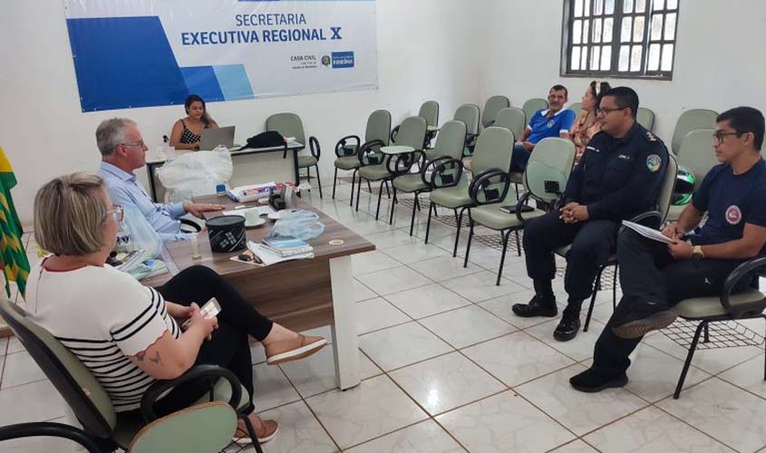 Participação das escolas estaduais em desfile cívico da Independência é tema de reunião