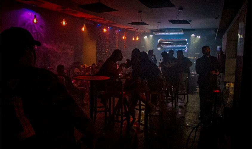 Na 20ª noite da “Operação Prevenção”, equipes flagram aglomeração e consumo de bebida alcoólica fora do horário permitido