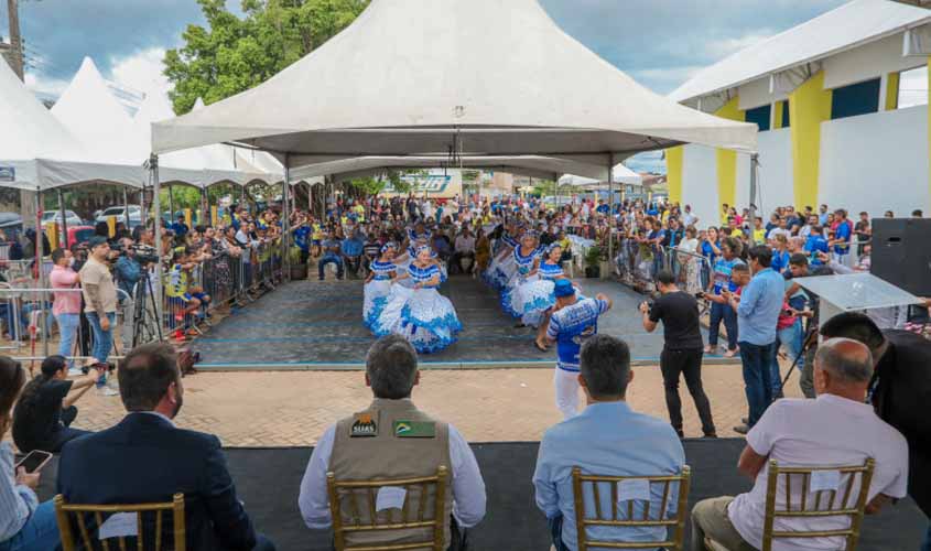 Primeira etapa da Vila Olímpica Chiquilito Erse é entregue à população