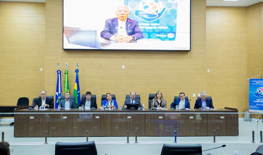 Sessão Solene na Assembleia Legislativa de RO homenageia cooperativas e Rotary Clube Rio Madeira