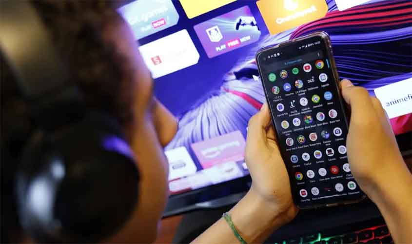 Maioria do STF vota a favor da responsabilização das redes sociais 