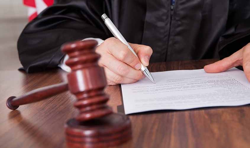 Tribunais não podem remover juízes ameaçados sem solicitação