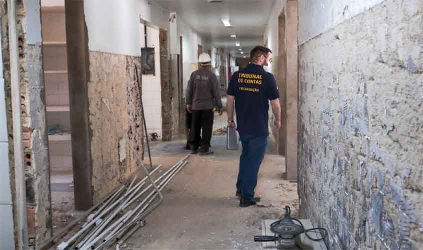 TCE-RO fiscaliza início da reforma na ala cardiovascular do Hospital de Base 