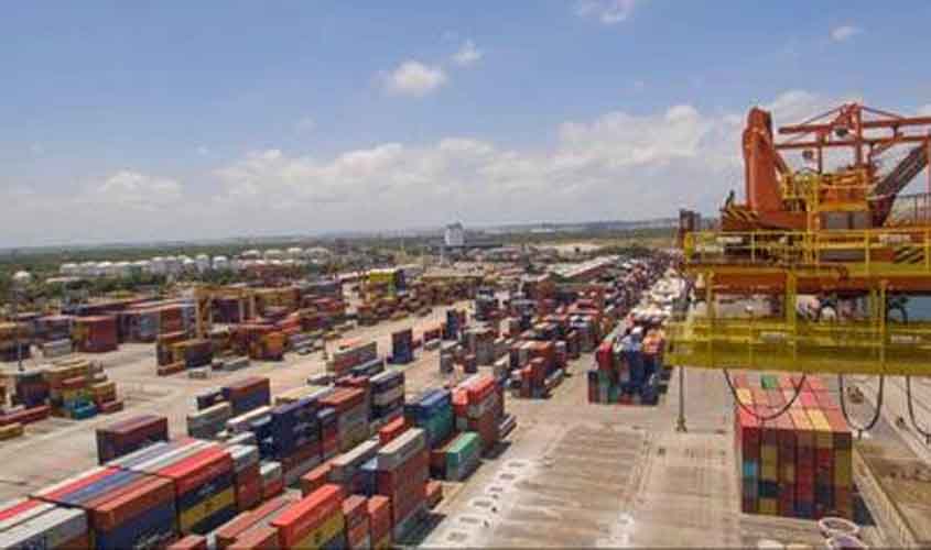 Tarifa de Trump sobre produtos do Brasil pode afetar empregos, exportações e investimentos