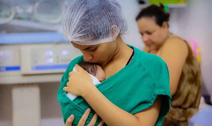 Método Canguru no Hospital de Base: A força do colo, do carinho e do vínculo familiar